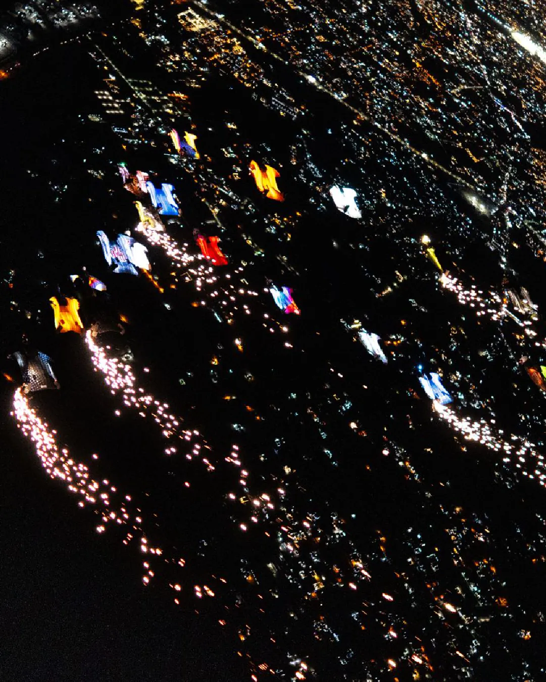 Largest Wingsuit Night Formation