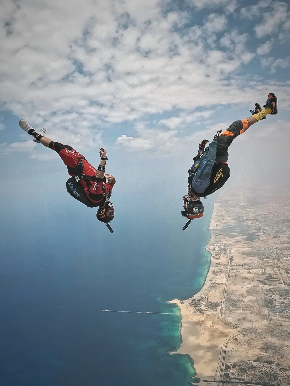 Team of professional skydivers